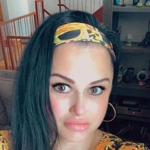 Meet your Posher, Jennyfer